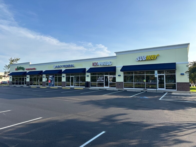 Primary Photo Of 105 E Currituck Commercial Dr, Moyock Storefront For Lease