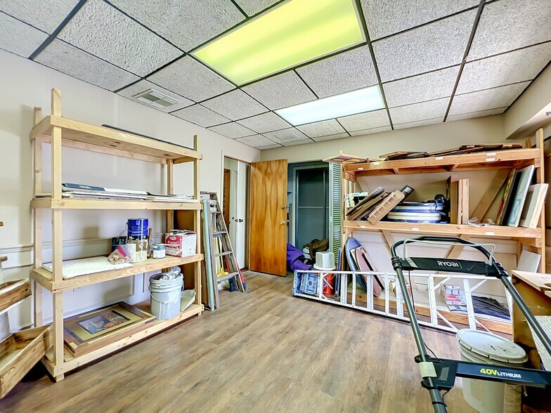 More Photos Of 180 S County Road 427, Longwood General Retail For Lease