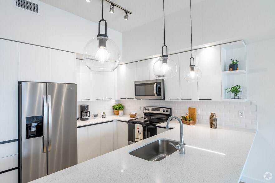 More Photos Of 8205 Commerce, Miami Lakes Apartments For Lease