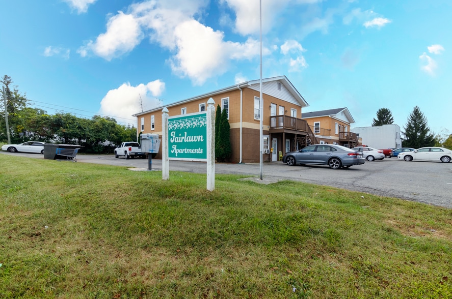 Primary Photo Of 7576 Old Peppers Ferry Loop, Fairlawn Apartments For Sale