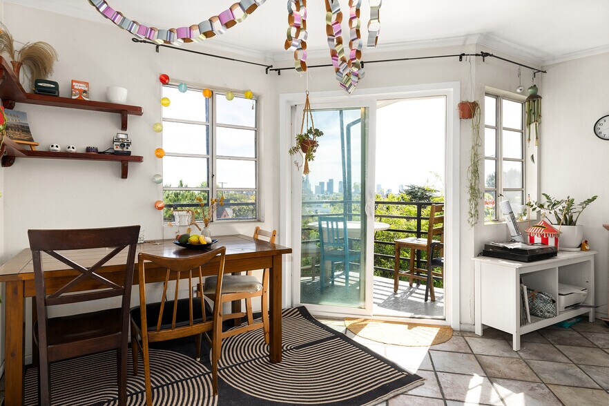 More Photos Of 960 Micheltorena St, Los Angeles Apartments For Sale