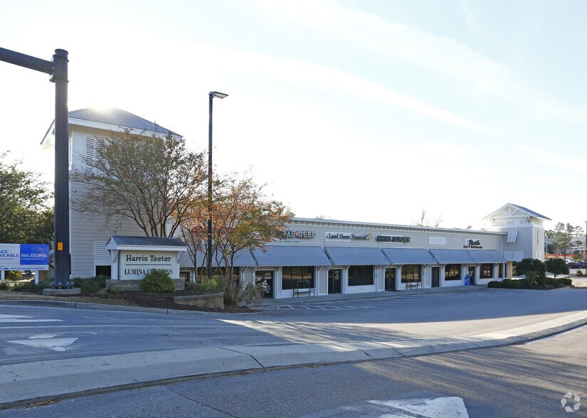 More Photos Of 1940 Eastwood Rd, Wilmington Unknown For Lease