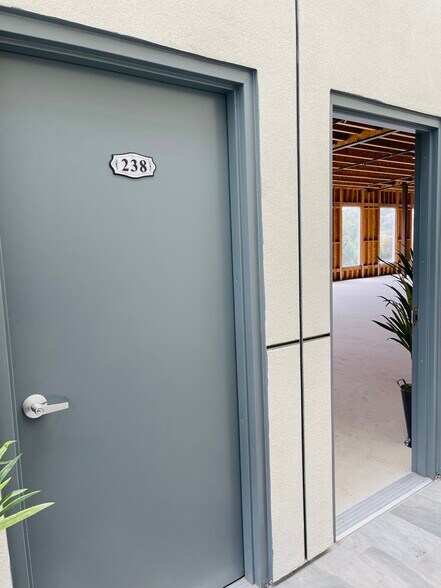 More Photos Of 550 W Garvey Ave, Monterey Park Storefront For Lease