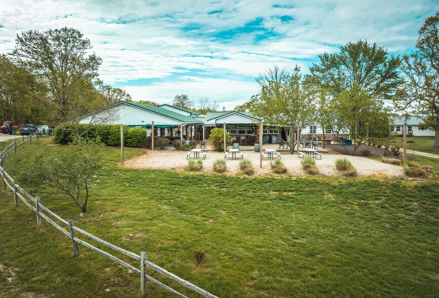 Primary Photo Of 5870 Old 66, Leasburg Winery Vineyard For Sale