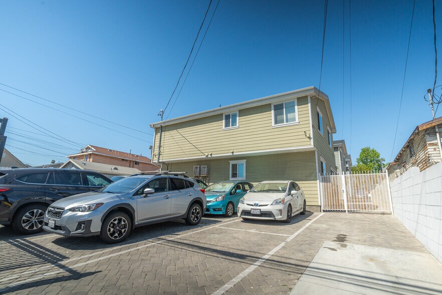 More Photos Of 3672 Percy St, Los Angeles Apartments For Sale
