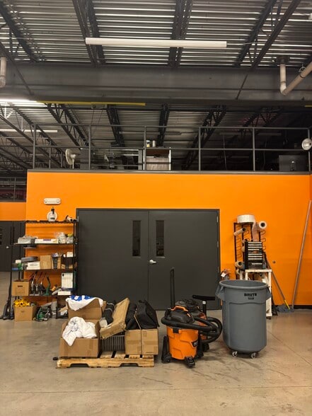 More Photos Of 12810 Century Dr, Stafford Showroom For Lease