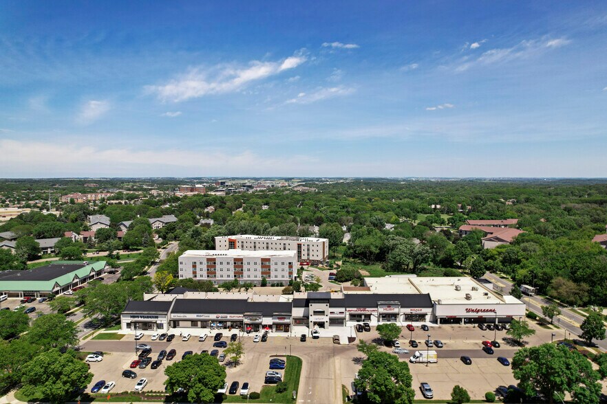 More Photos Of 7810-7874 Mineral Point Rd, Madison Unknown For Lease