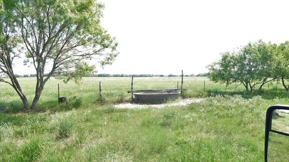 More Photos Of 1136 County Road 212, Smiley Land For Sale