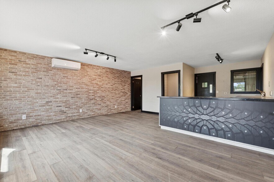 More Photos Of 6468 US Highway 93 S, Whitefish General Retail For Sale