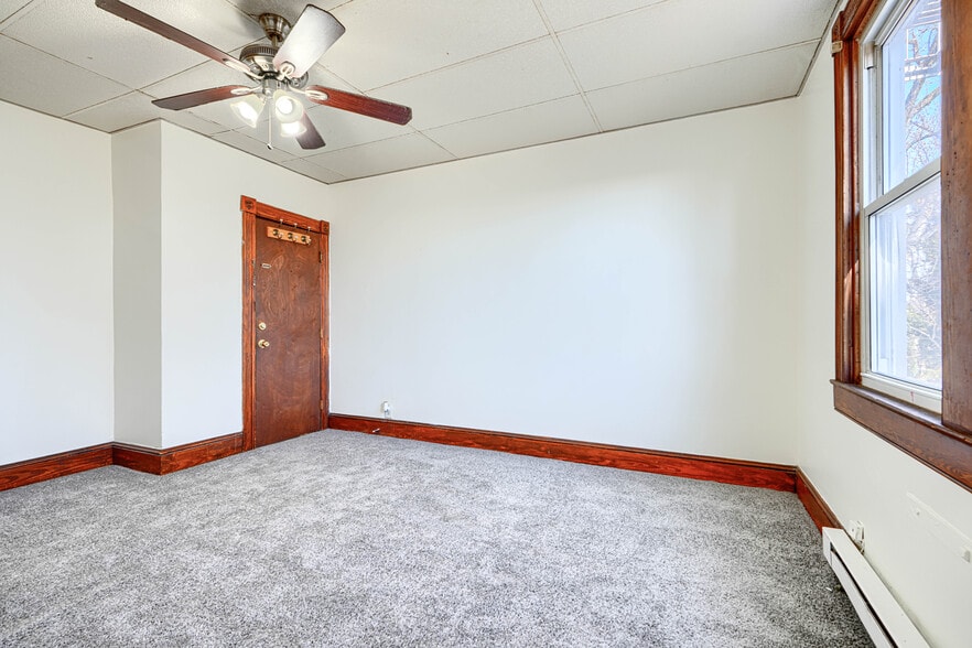 More Photos Of 10-14 E Overlea Ave, Baltimore Apartments For Sale