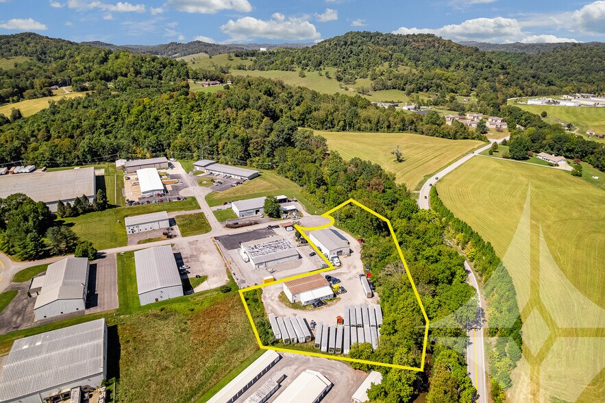 More Photos Of 148 Roush Cir, Fairmont Industrial For Lease