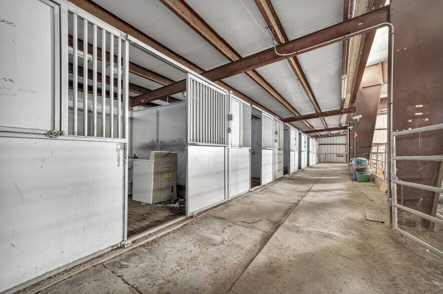 More Photos Of 5100-1 Grey Van Rd, Reno Airplane Hangar For Sale