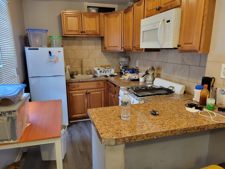 More Photos Of 905 Grand Ave, Asbury Park Apartments For Sale