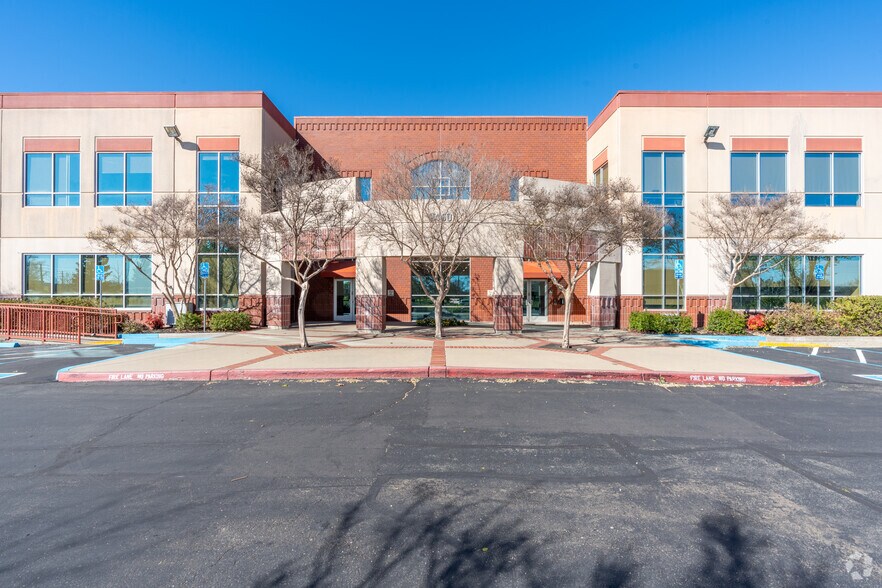 Primary Photo Of 2450 Del Paso Rd, Sacramento Office For Lease