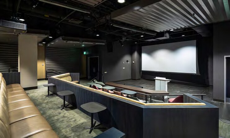 More Photos Of 550 106th Ave NE, Bellevue General Retail For Lease