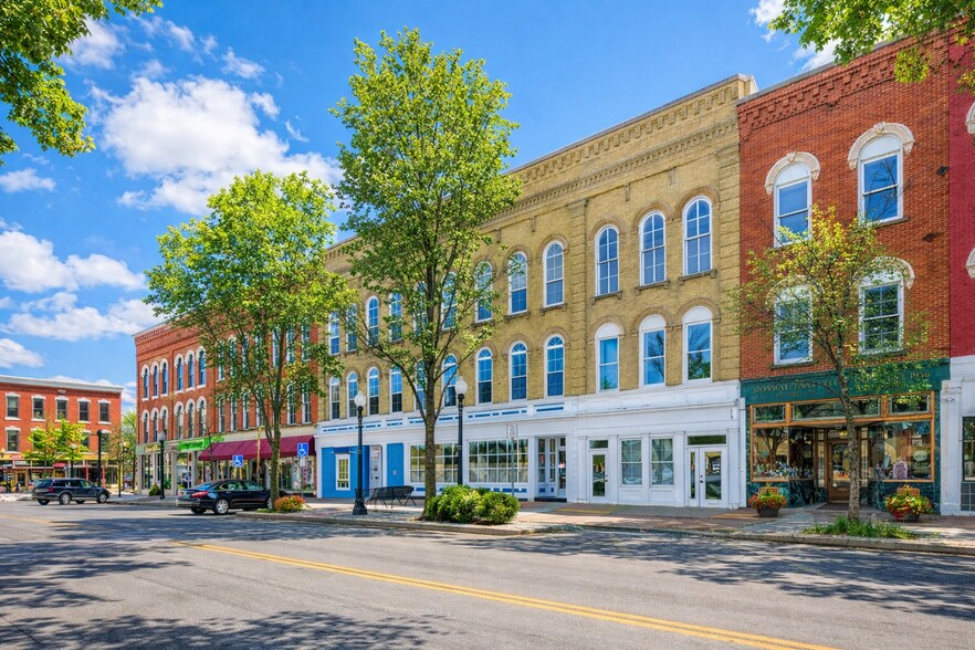 More Photos Of 170-174 Main St, Painesville Office For Lease