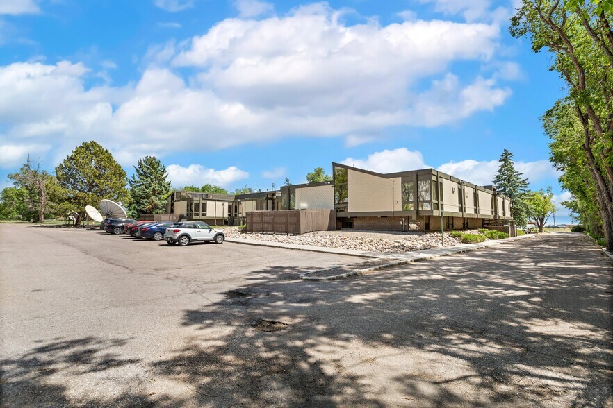 More Photos Of 5050 Edison Ave, Colorado Springs Office For Sale