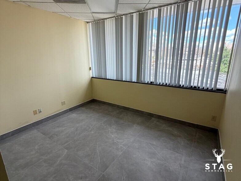 More Photos Of 2901 Brown Trl, Bedford Office For Lease
