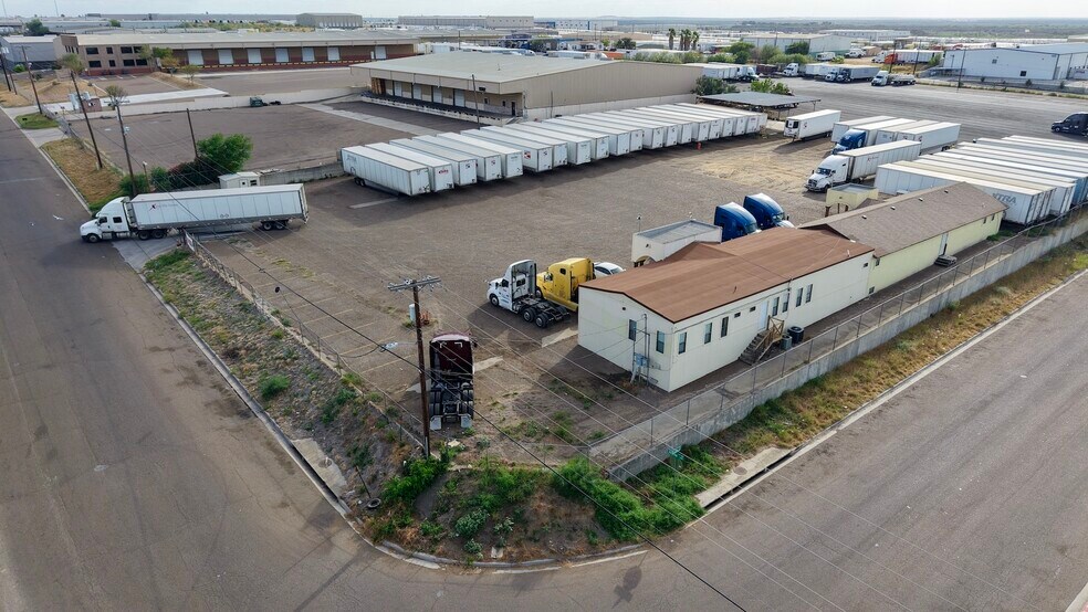 More Photos Of 14710 Atlanta Dr, Laredo Truck Terminal For Lease