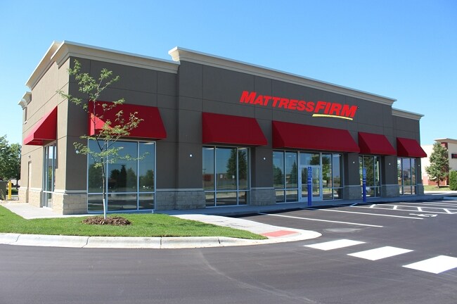 More Photos Of 4070 Dean Lakes Blvd, Shakopee Freestanding For Sale