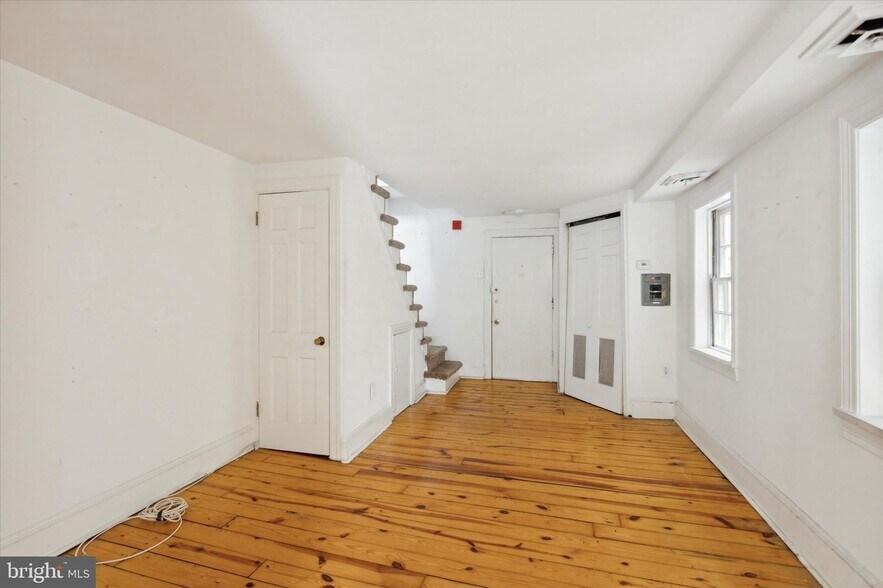 More Photos Of 412 S White Horse Pike, Audubon Office Residential For Sale