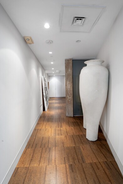 More Photos Of 1420 Locust St, Philadelphia Apartments For Sale