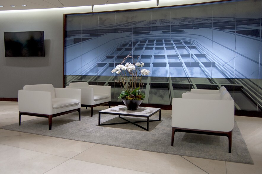 More Photos Of 1180 W Peachtree St NW, Atlanta Office For Lease