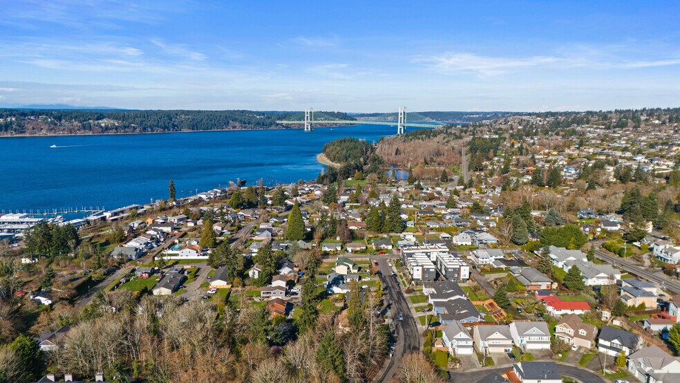 More Photos Of 8524 19th St W, Tacoma Apartments For Sale