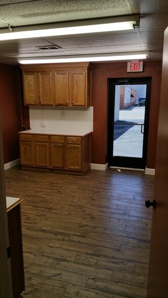 More Photos Of 309 Hickory St, Abilene Office For Lease