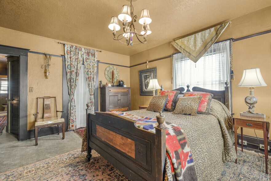 More Photos Of 3123 Ne Broadway St, Portland Storefront Retail Residential For Sale