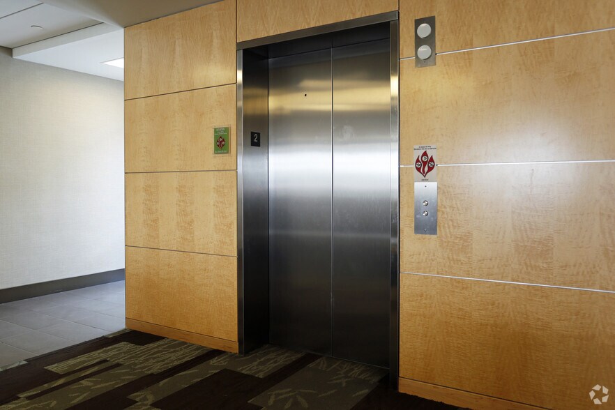 More Photos Of 332 Laskin Rd, Virginia Beach Apartments For Lease