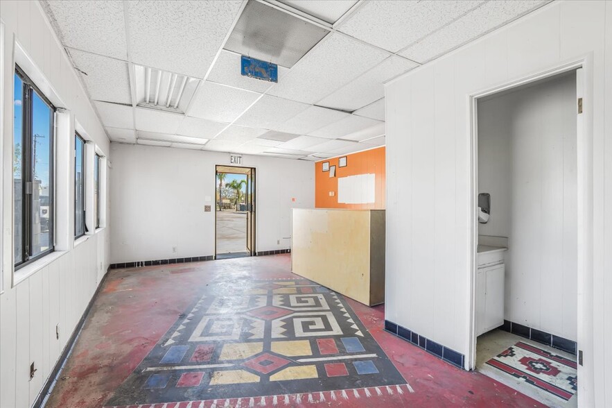 More Photos Of 820 Railroad Ave, Santa Paula Warehouse For Sale
