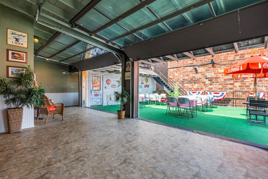 More Photos Of 20 Center St, Batavia Restaurant For Sale