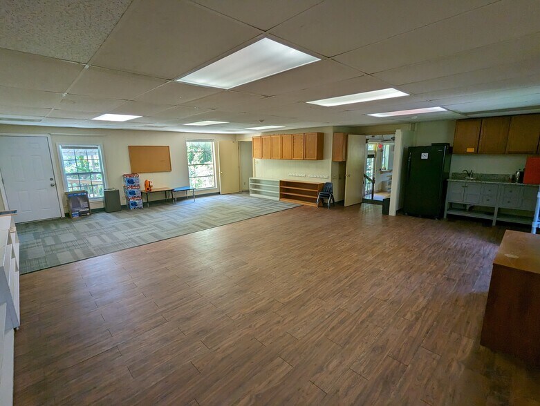 More Photos Of 395 Russell Drive, Smyrna Daycare Center For Sale