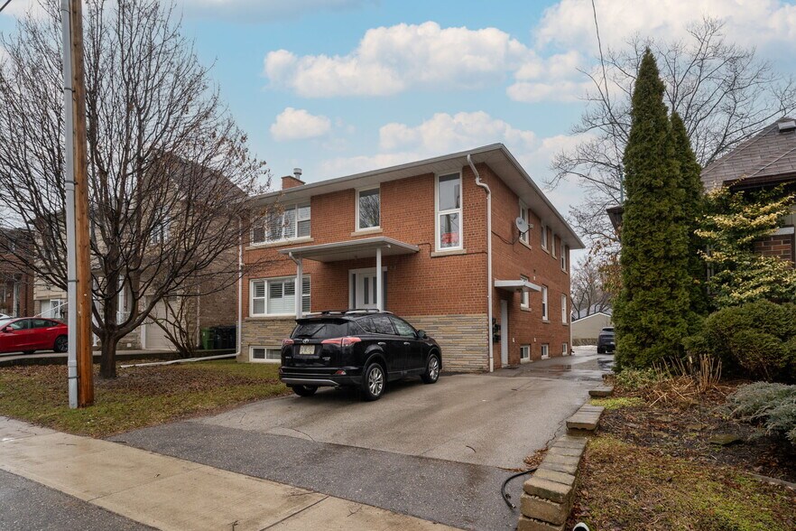 More Photos Of 55 Thirty Eighth St, Toronto Multifamily For Sale