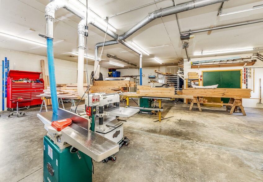 More Photos Of 875 W Main St, Cedaredge Flex For Sale