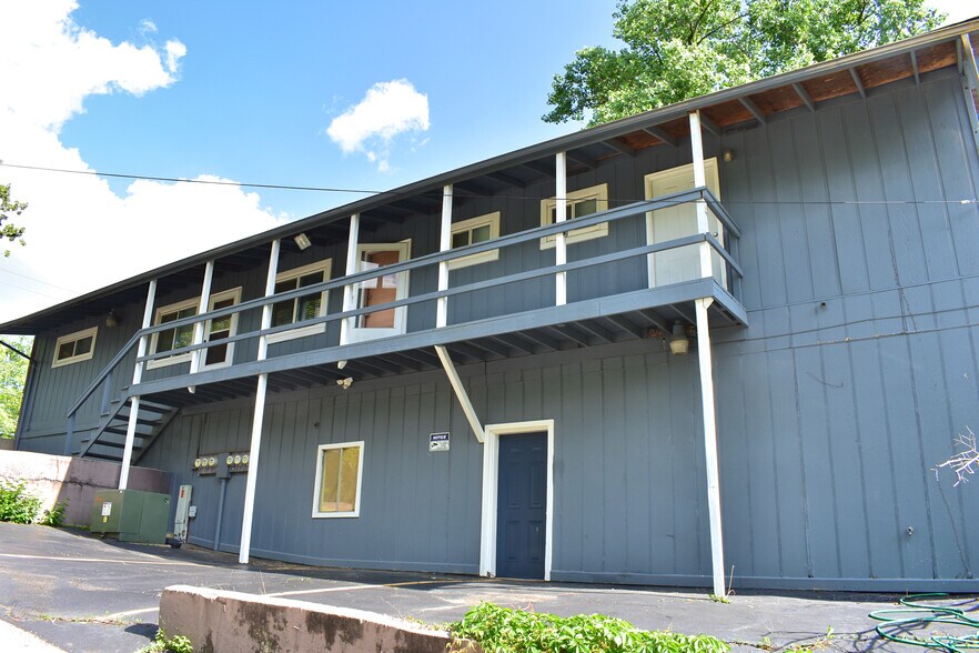 More Photos Of 1333 W Outer 21 Rd, Arnold Medical For Sale