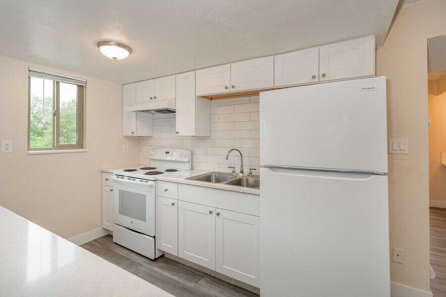 More Photos Of 1330 W Mississippi Ave, Denver Apartments For Sale