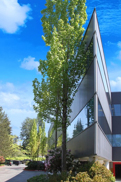 More Photos Of 3600 136th Pl SE, Bellevue Coworking Space