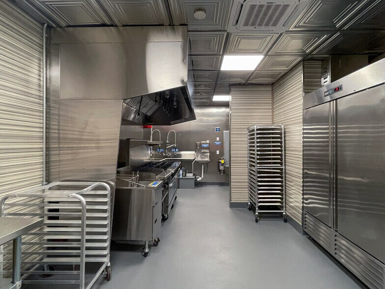 More Photos Of 203 Main St, Wakefield Storefront Retail Office For Lease