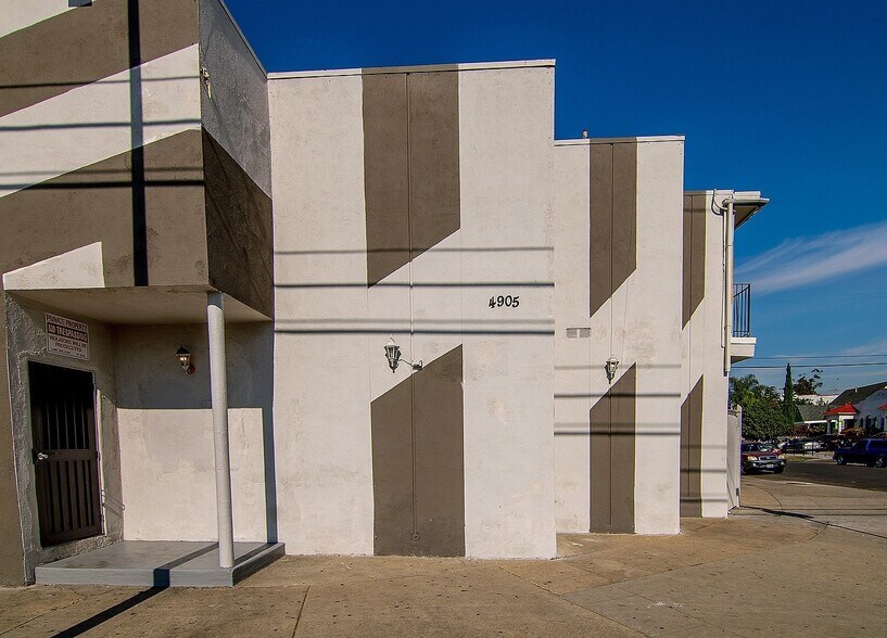 More Photos Of 4905 W Adams Blvd, Los Angeles Apartments For Sale