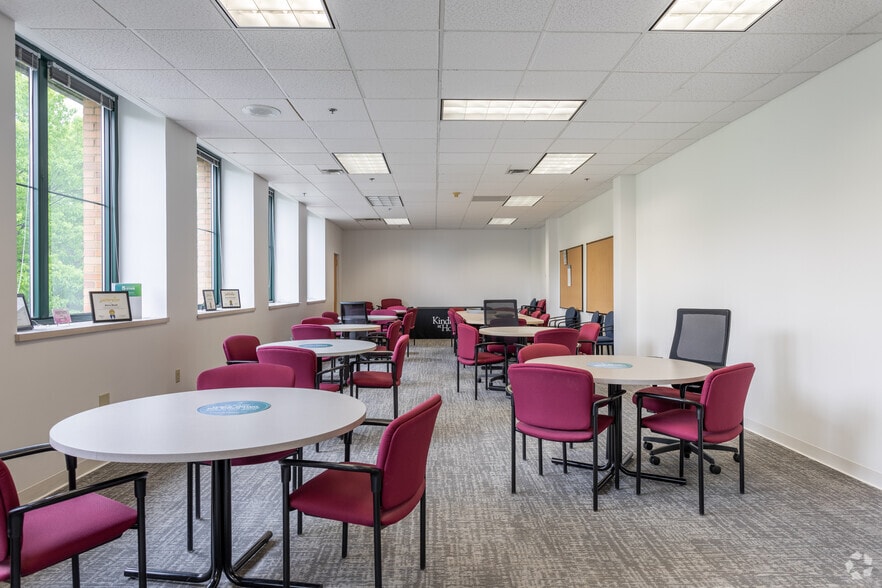 More Photos Of 115 Continuum Dr, Liverpool Medical For Lease