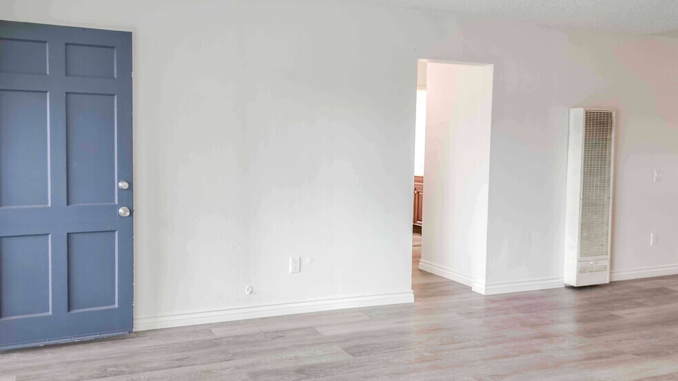 More Photos Of 1718 Crofton Ln, Escondido Multifamily For Sale