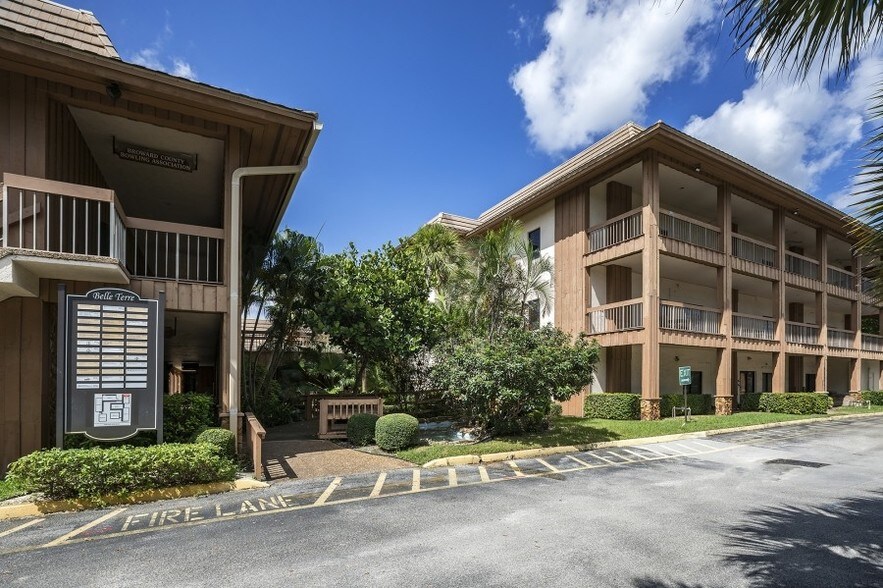 More Photos Of 7800 W Oakland Park Blvd, Sunrise Medical For Lease
