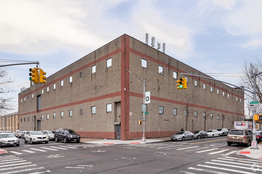 More Photos Of 292-300 Liberty Ave, Brooklyn Warehouse For Lease