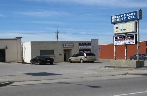 More Photos Of 2016 W Gore Blvd, Lawton Office For Lease
