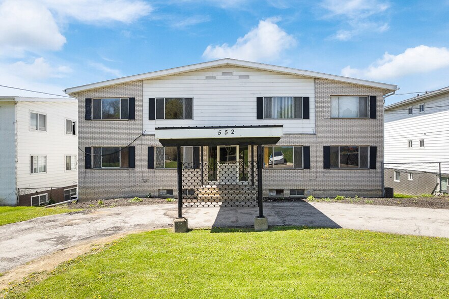 More Photos Of 552 Treeside Dr, Akron Apartments For Sale