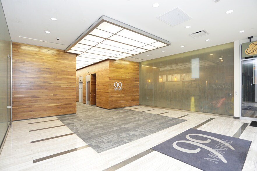 More Photos Of 99 Monroe Ave NW, Grand Rapids Office For Lease
