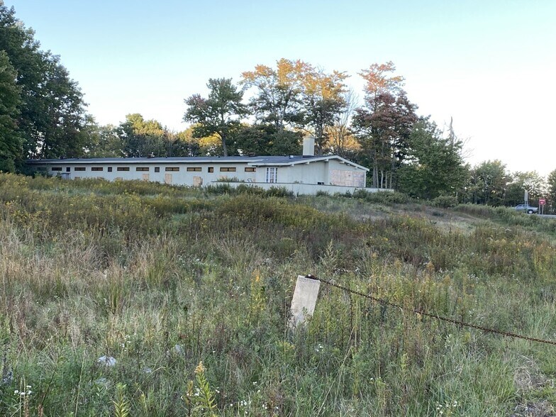 More Photos Of 295 Lake Louise Marie, Rock Hill Hotel For Sale