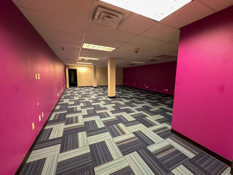 Primary Photo Of 806 Willowcreek Dr, Jacksonville Warehouse For Lease